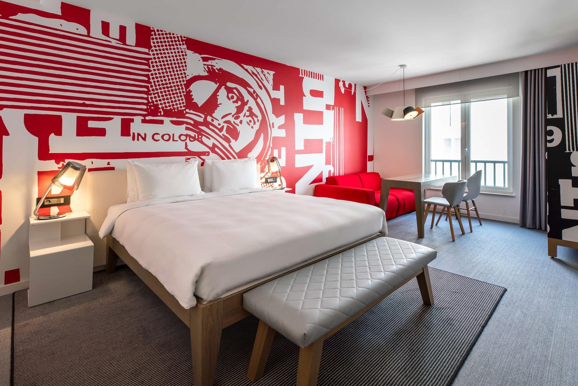 Hotel Radisson Red Brussels Ixelles Esterno foto