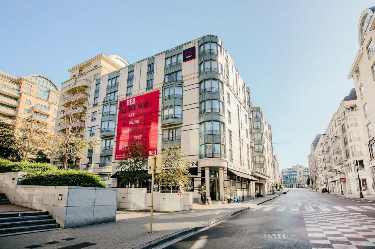 Hotel Radisson Red Brussels Ixelles Esterno foto